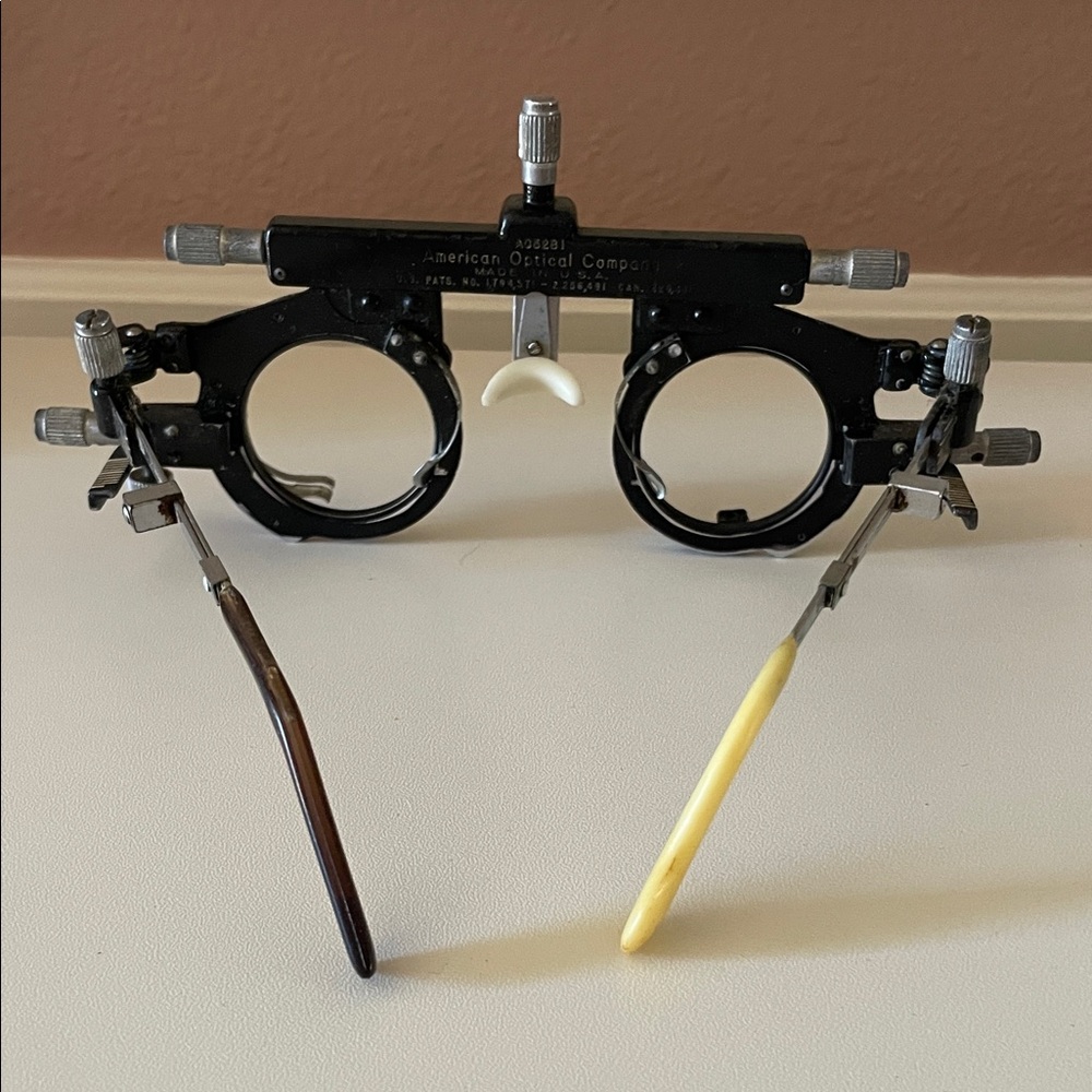 Vintage American Optical trial frames - set of two - Picture 4 of 10